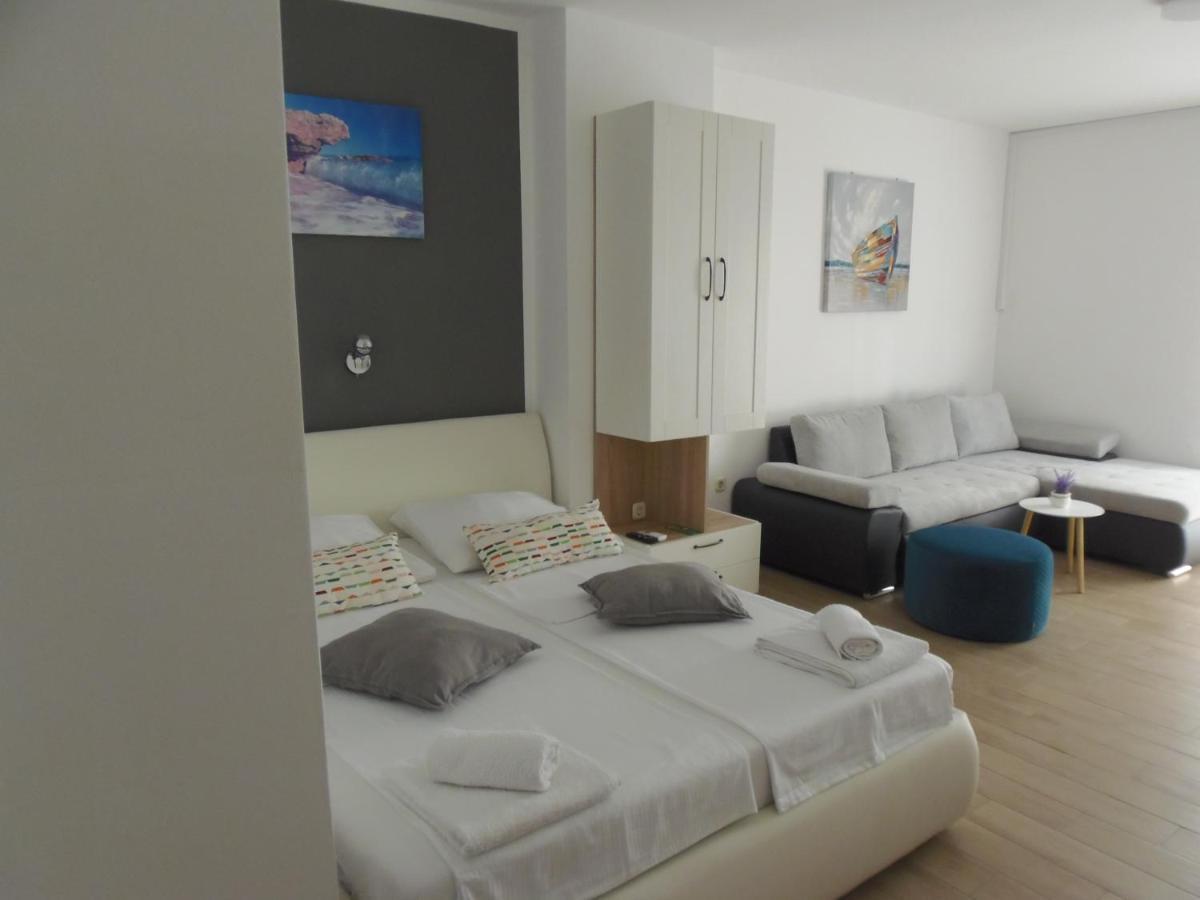 Villa Rajski Dvor 2 볼 외부 사진