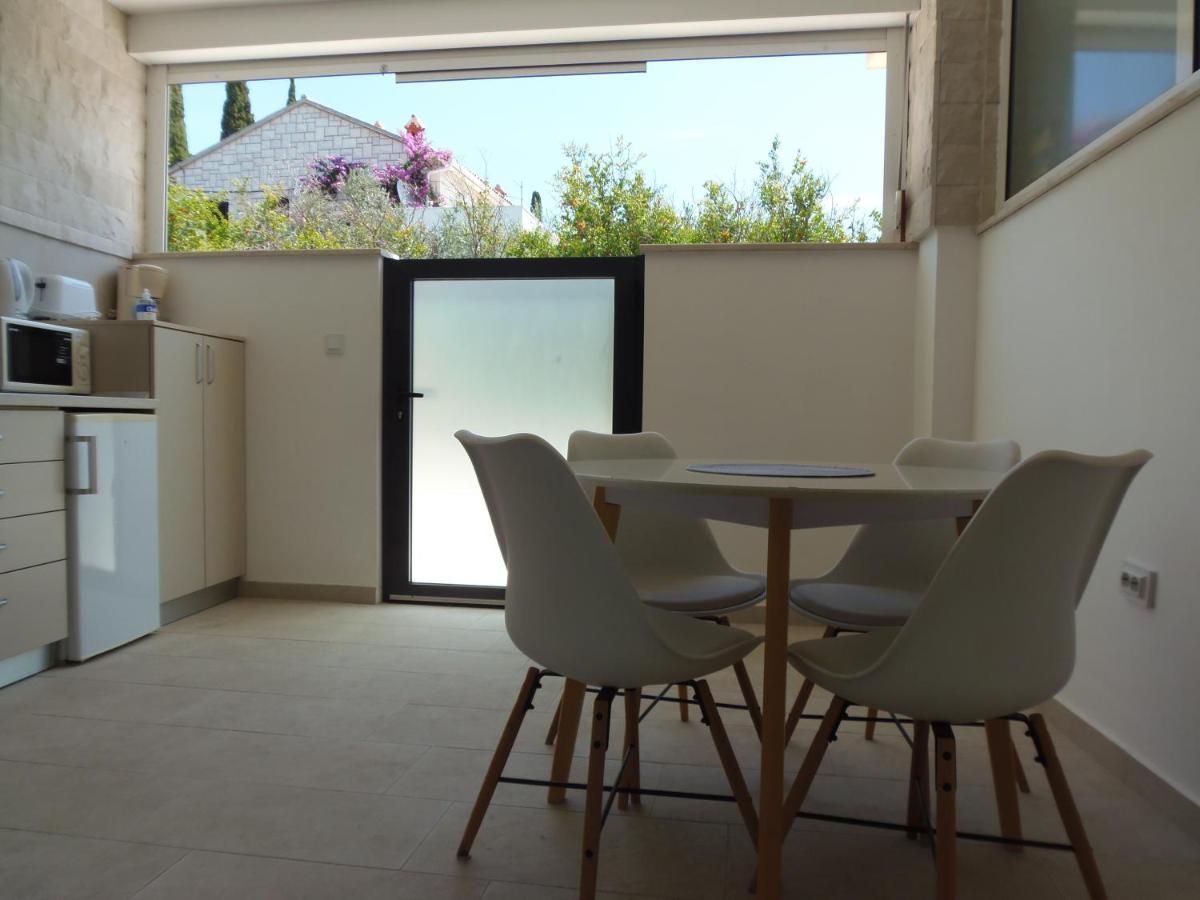 Villa Rajski Dvor 2 볼 외부 사진